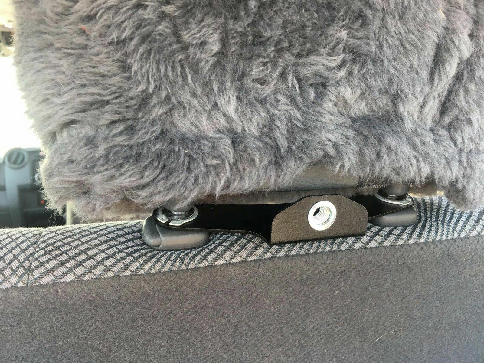 LC76 Light Cargo &amp Pet Barrier